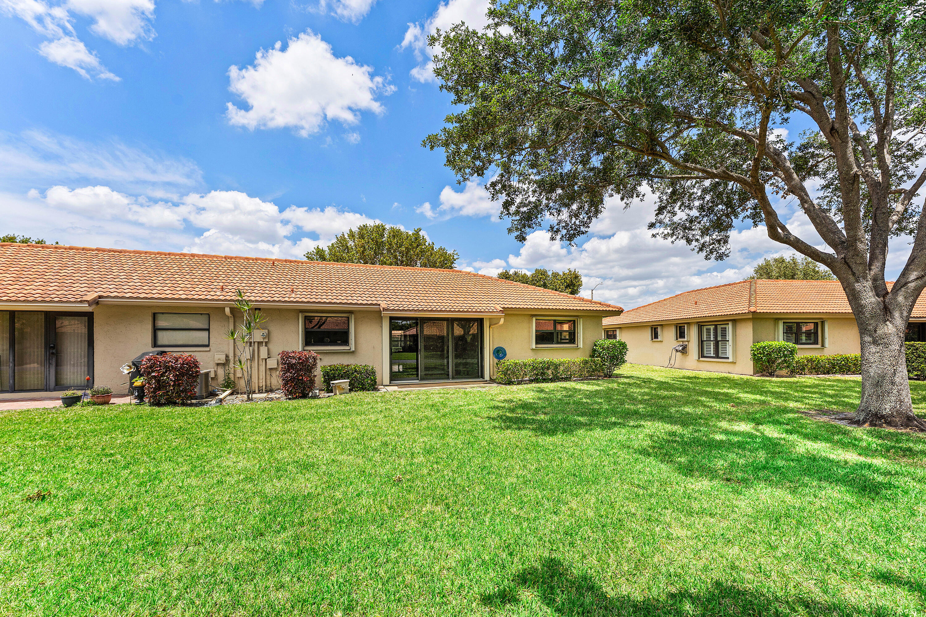 BENT TREE VILLAS WEST CONDO - Residential