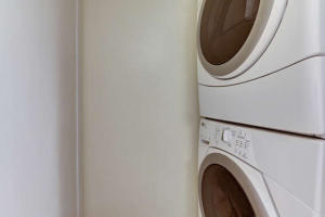 SHERWOOD LAKES - Residential