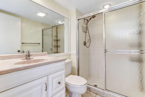 SHERWOOD LAKES - Residential