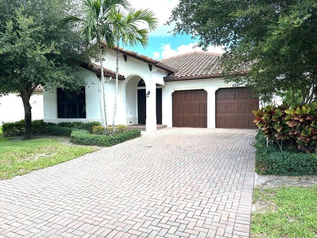 Photo of 6297 Vireo Court, Lake Worth, FL 33463 (MLS # R11116252)