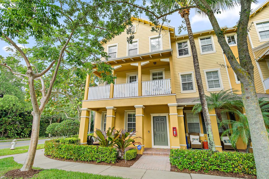 Photo of 128 W Royal Palm Circle #101, Jupiter, FL 33458 (MLS # R10792251)