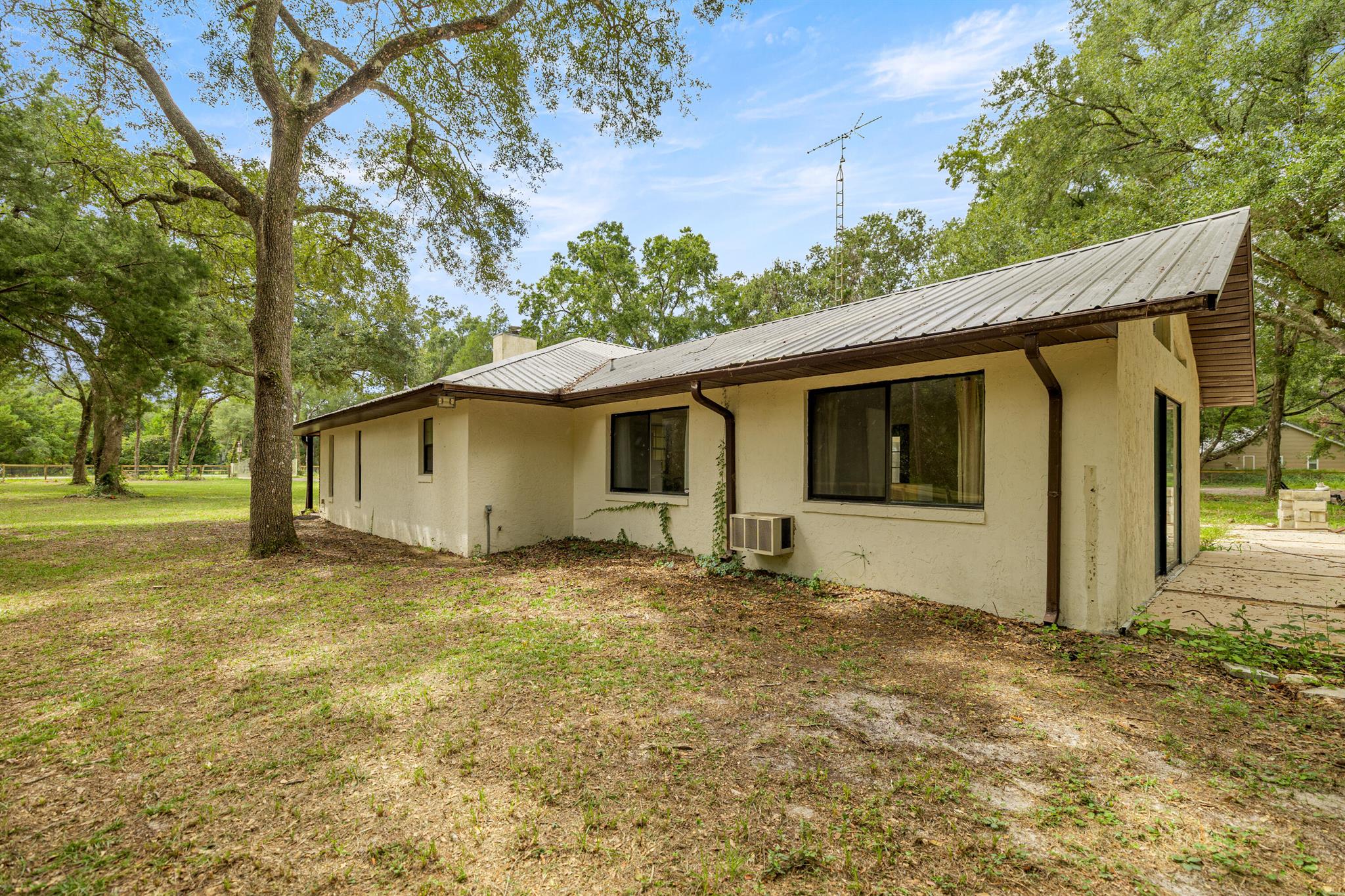 JUHANCO - Residential Lease