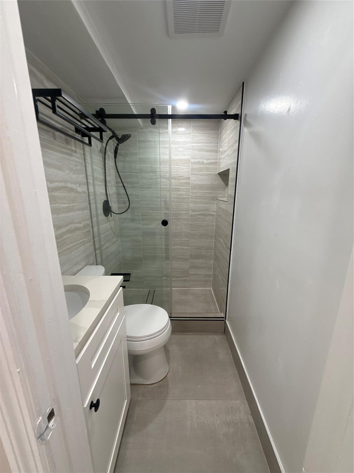 Deerfield Colony Court 49 - Residential Lease