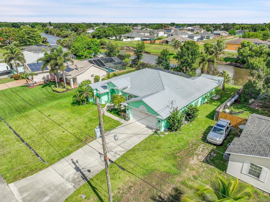 Photo of 385 SW North Quick Circle, Port Saint Lucie, FL 34953 (MLS # R11102225)