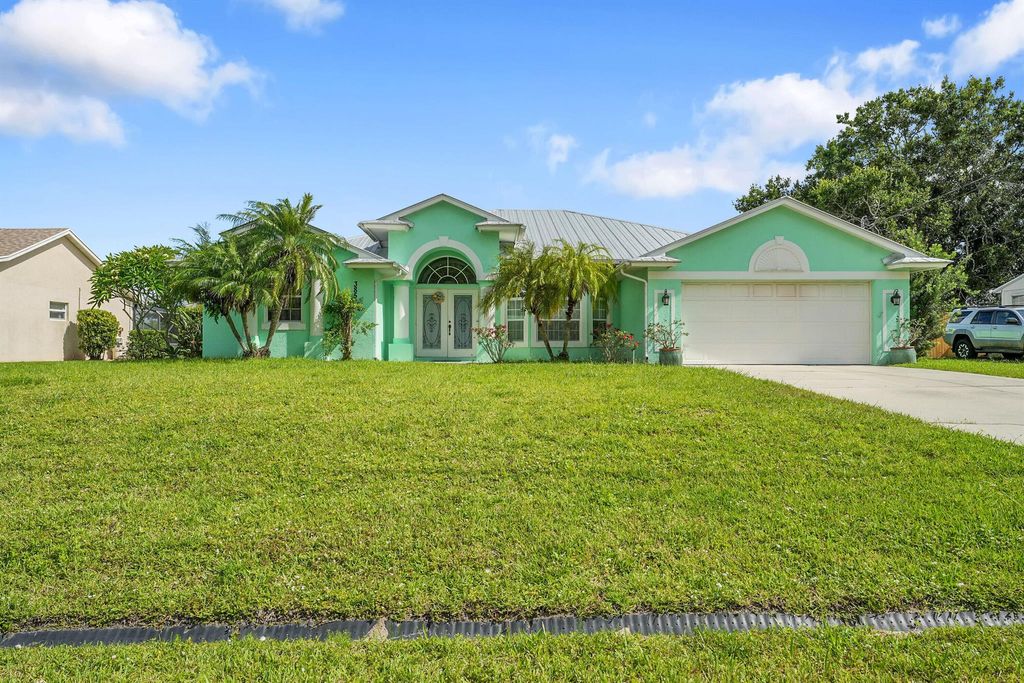 Photo of 385 SW North Quick Circle, Port Saint Lucie, FL 34953 (MLS # R11102225)