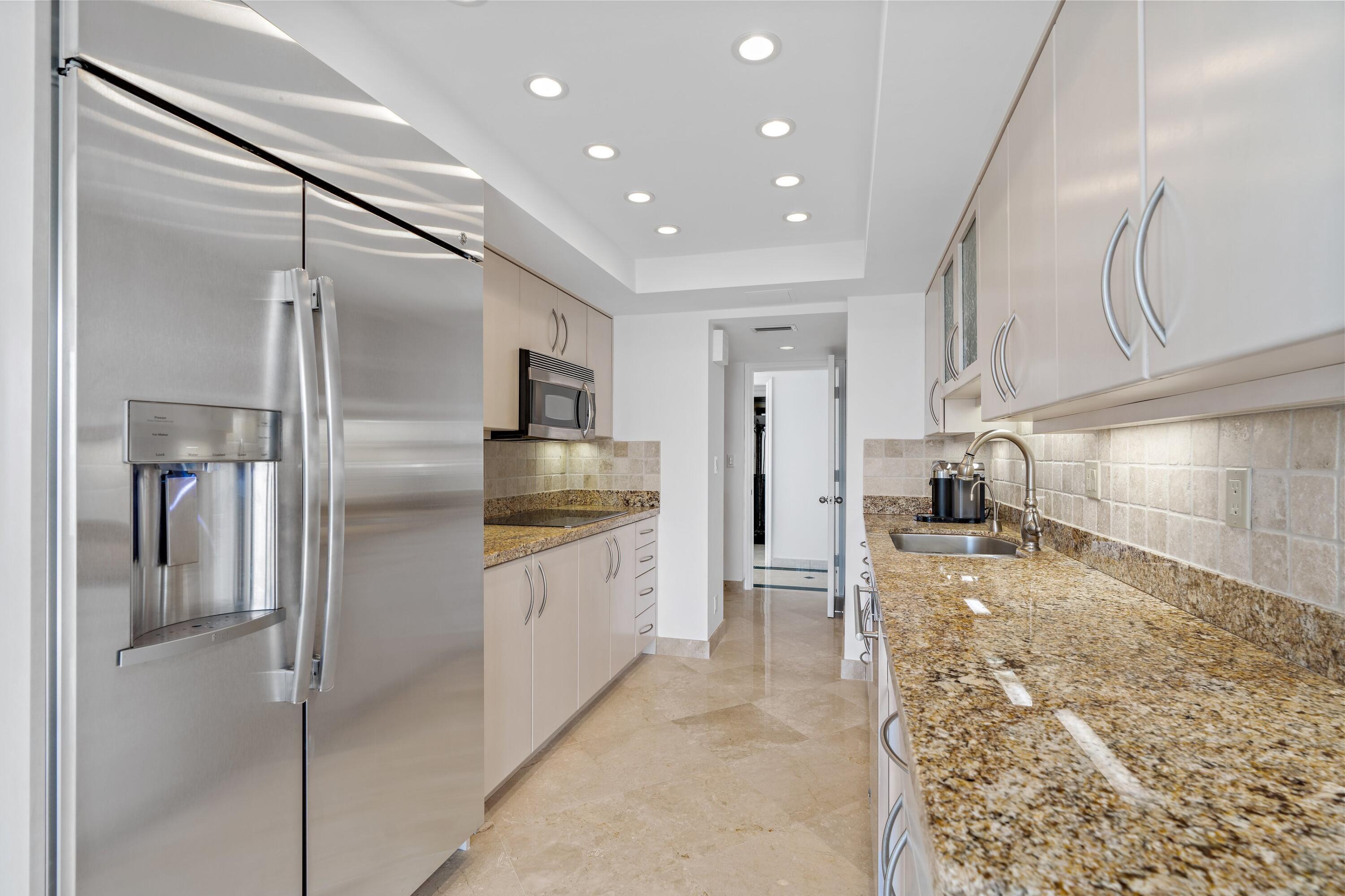 3300 S OCEAN Boulevard 303N