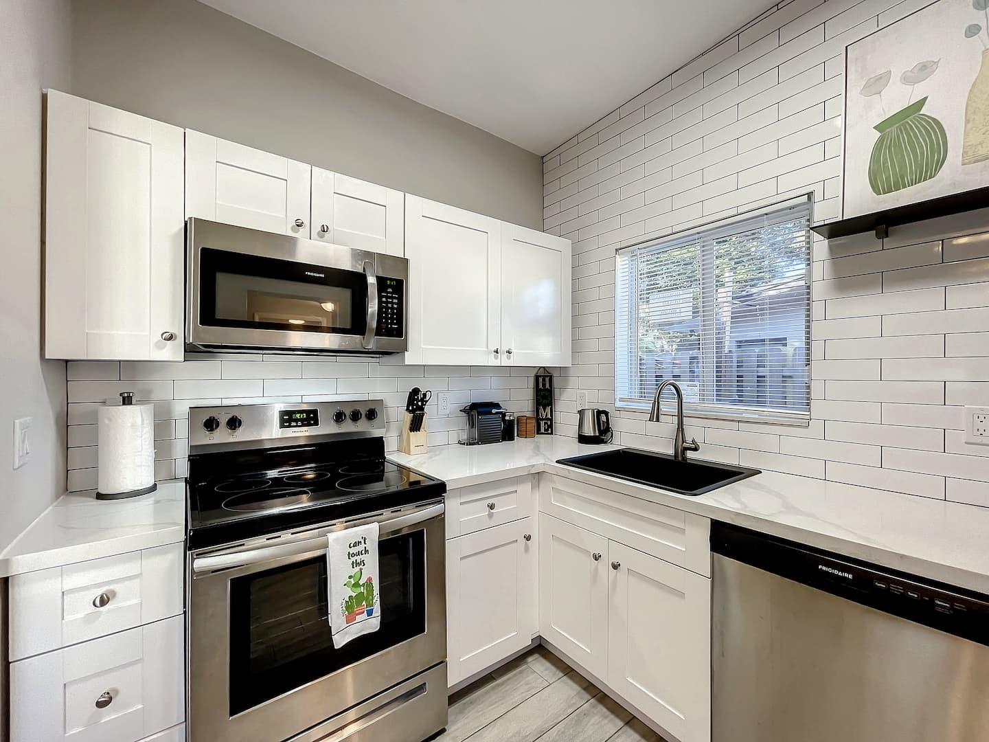 HENDRICKS HEIGHTS - Residential Lease