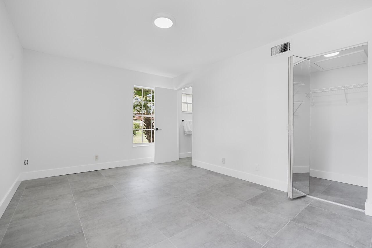 COVERED BRIDGE CONDO - Residential