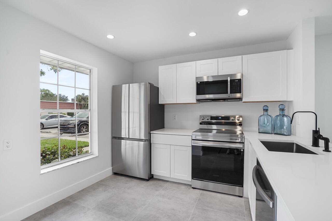 COVERED BRIDGE CONDO - Residential