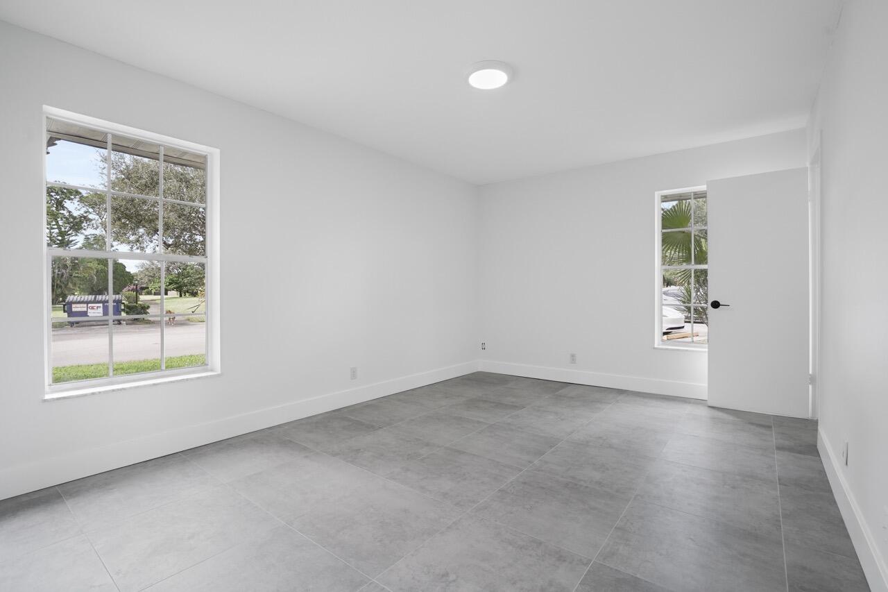 COVERED BRIDGE CONDO - Residential