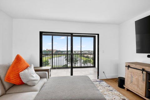 Tiny photo for 6866 Huntington Lane #602, Delray Beach, FL 33446 (MLS # B26030656)