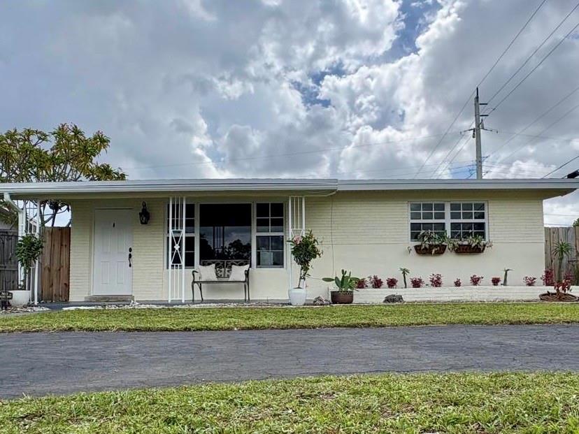 Lovely home opportunity! Featuring 2bd/1ba, vinyl floors, open concept, laundry and storage room. IMPACT WINDOWS. Fresh paint (interior and exterior)= move-in ready, clean and inviting.
Situated on a massive 5,866 sq ft corner lot with NO HOA, you can add a pool, expand the footprint, or modernize finishes as you see fit. Don’t miss the strong rental income potential and proximity to Seminole Hard,Rock, top schools, shopping, dining, beaches, and hospitals.