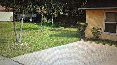 3rd NW Ter Hallandale Beach FL 33009