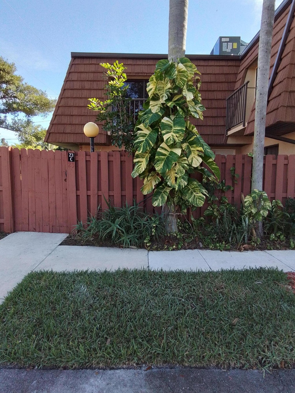 Photo of 1458 N Lawnwood Circle #23c, Fort Pierce, FL 34950 (MLS # R11147625)