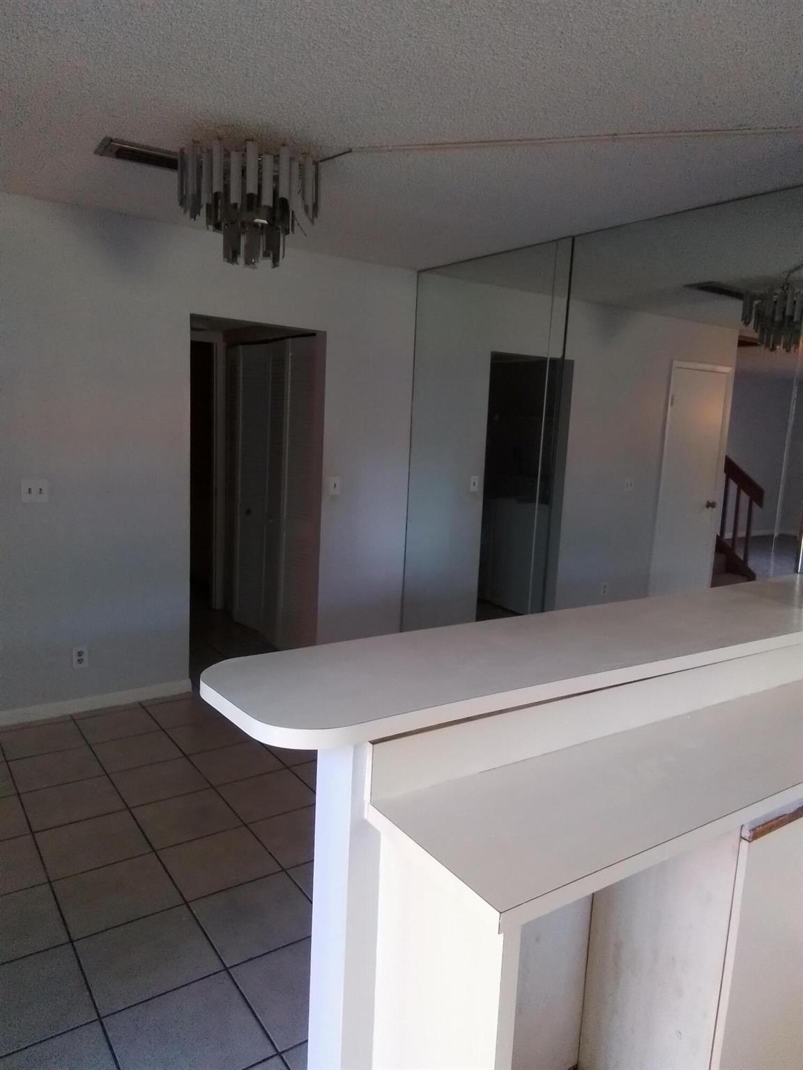 LAWNWOOD ADDITION - Residential Lease