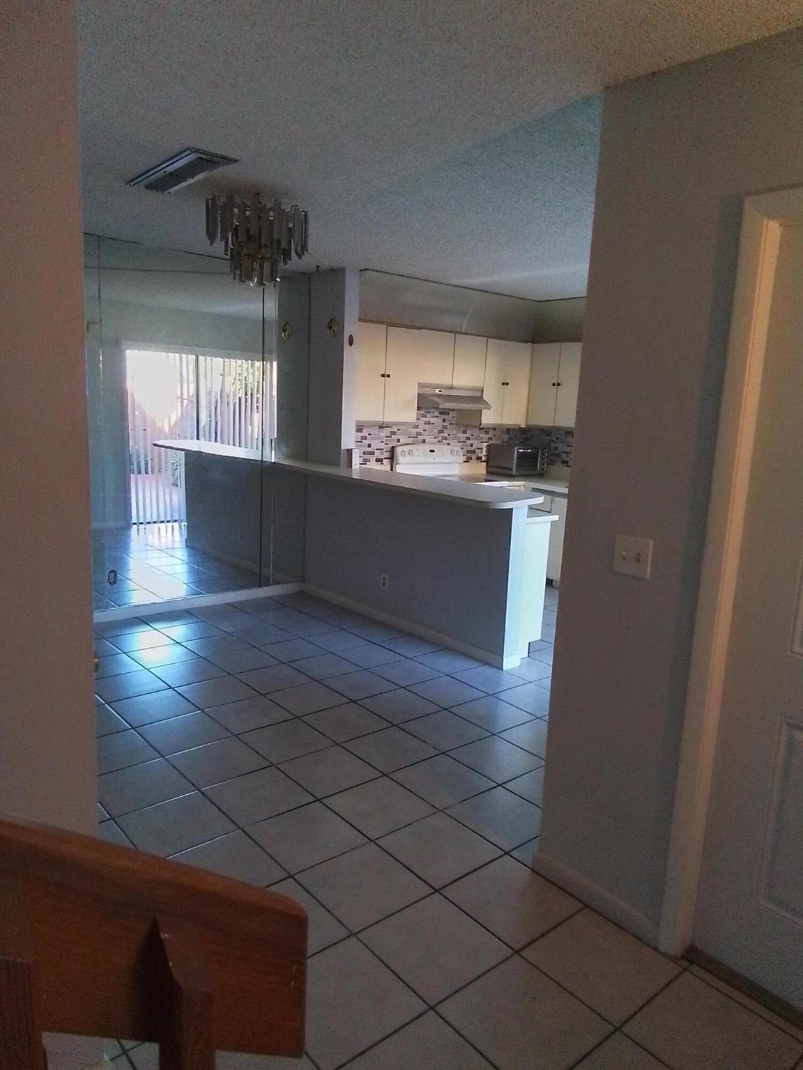 LAWNWOOD ADDITION - Residential Lease