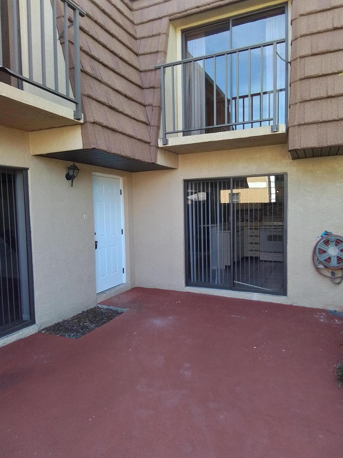 LAWNWOOD ADDITION - Residential Lease