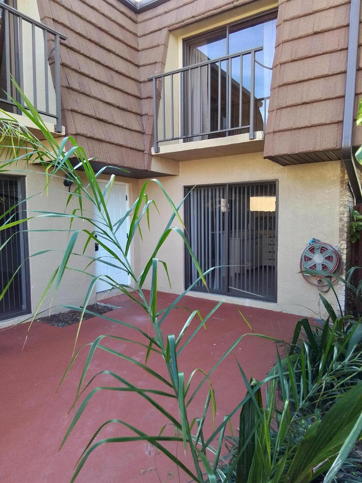 LAWNWOOD ADDITION - Residential Lease