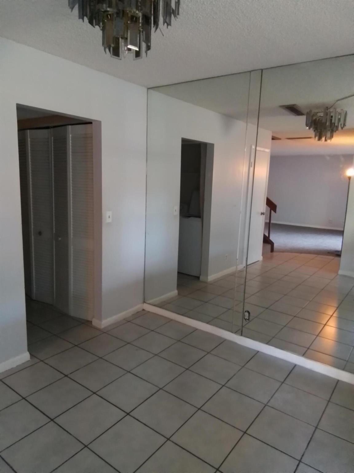 LAWNWOOD ADDITION - Residential Lease