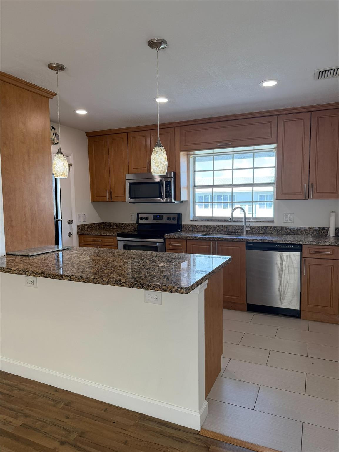 Squire Hill Condo - Residential Lease