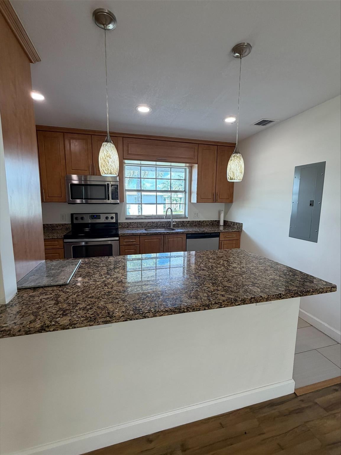 Squire Hill Condo - Residential Lease