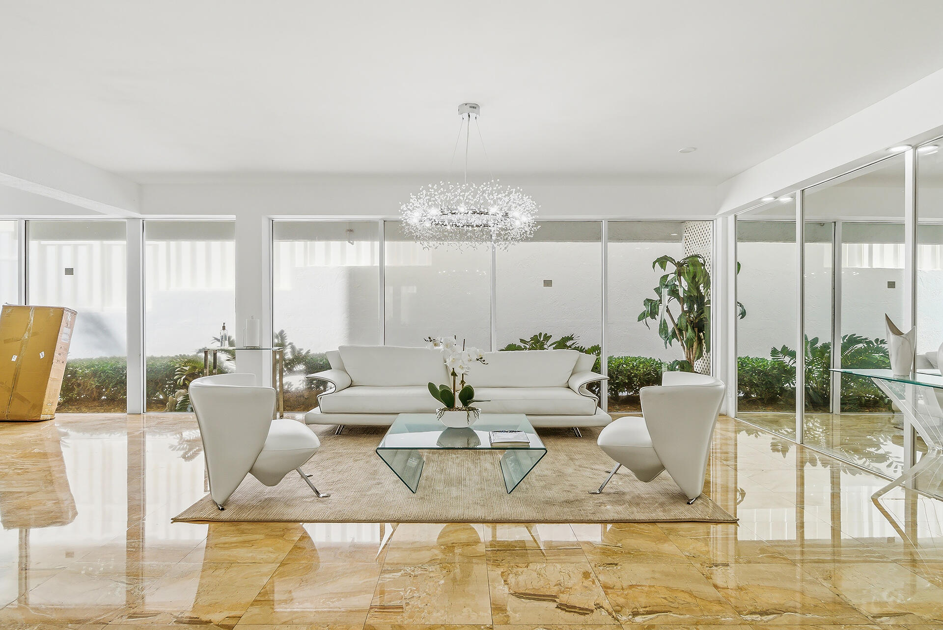 HORIZON EAST CONDO - Residential