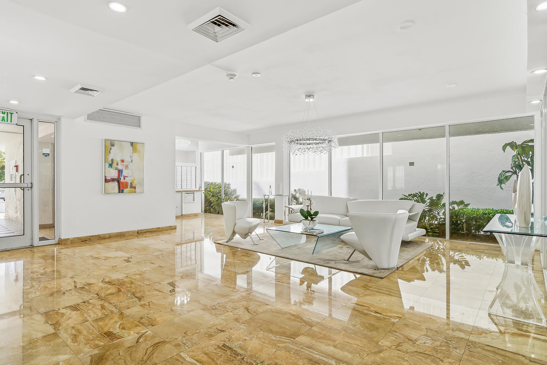 HORIZON EAST CONDO - Residential