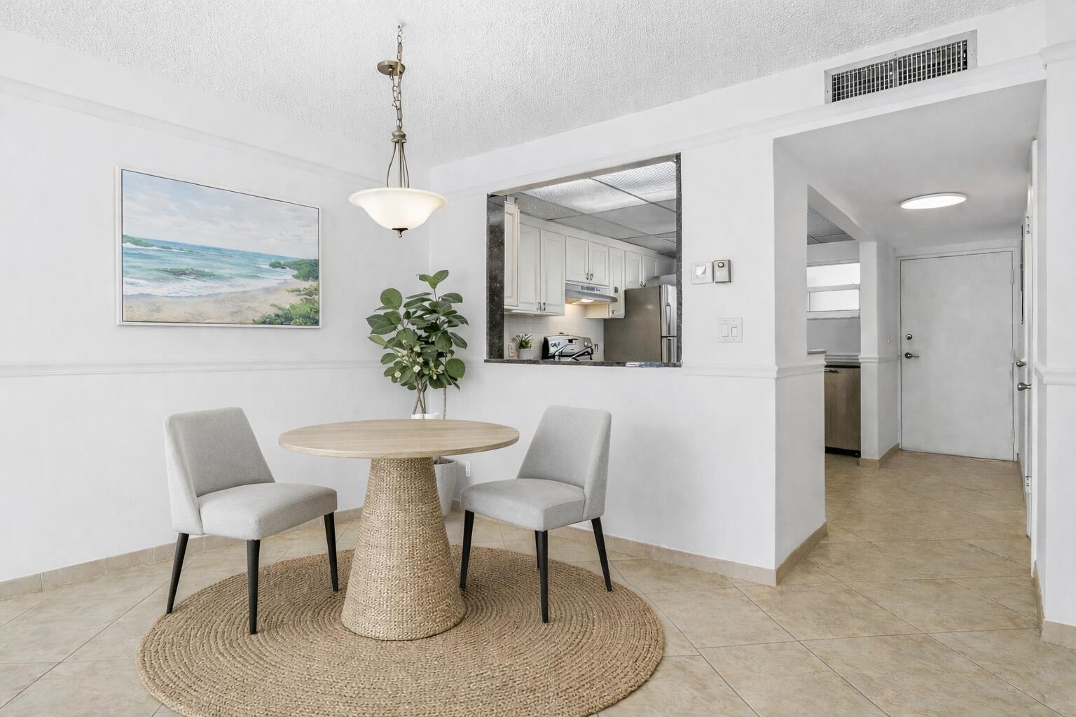 HORIZON EAST CONDO - Residential