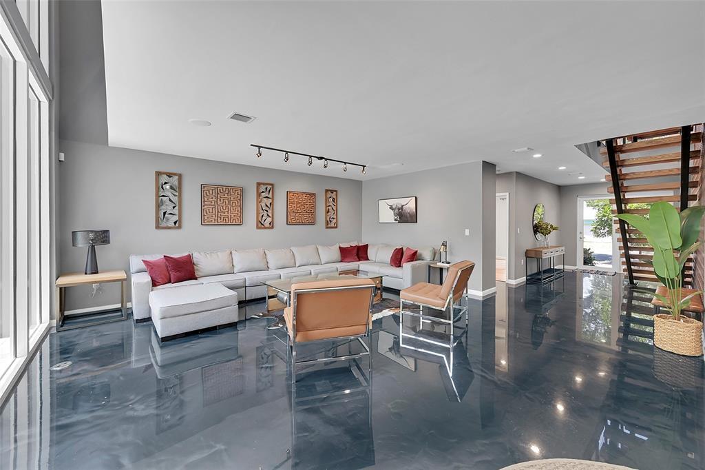 VICTORIA PARK CORR AMEN PLAT - Residential