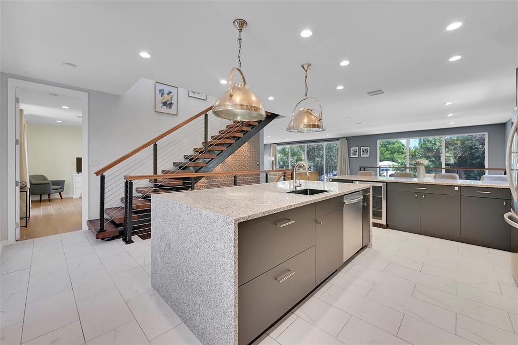 VICTORIA PARK CORR AMEN PLAT - Residential