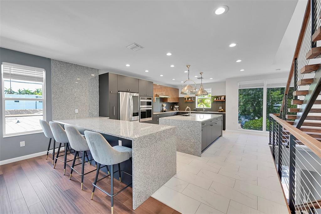 VICTORIA PARK CORR AMEN PLAT - Residential