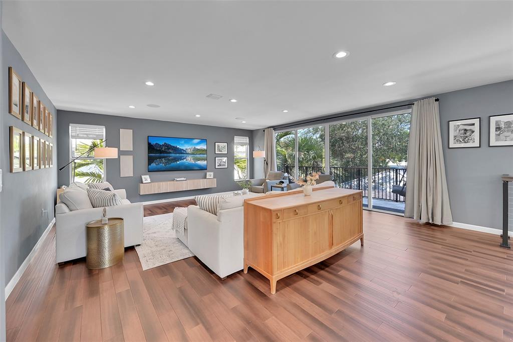 VICTORIA PARK CORR AMEN PLAT - Residential