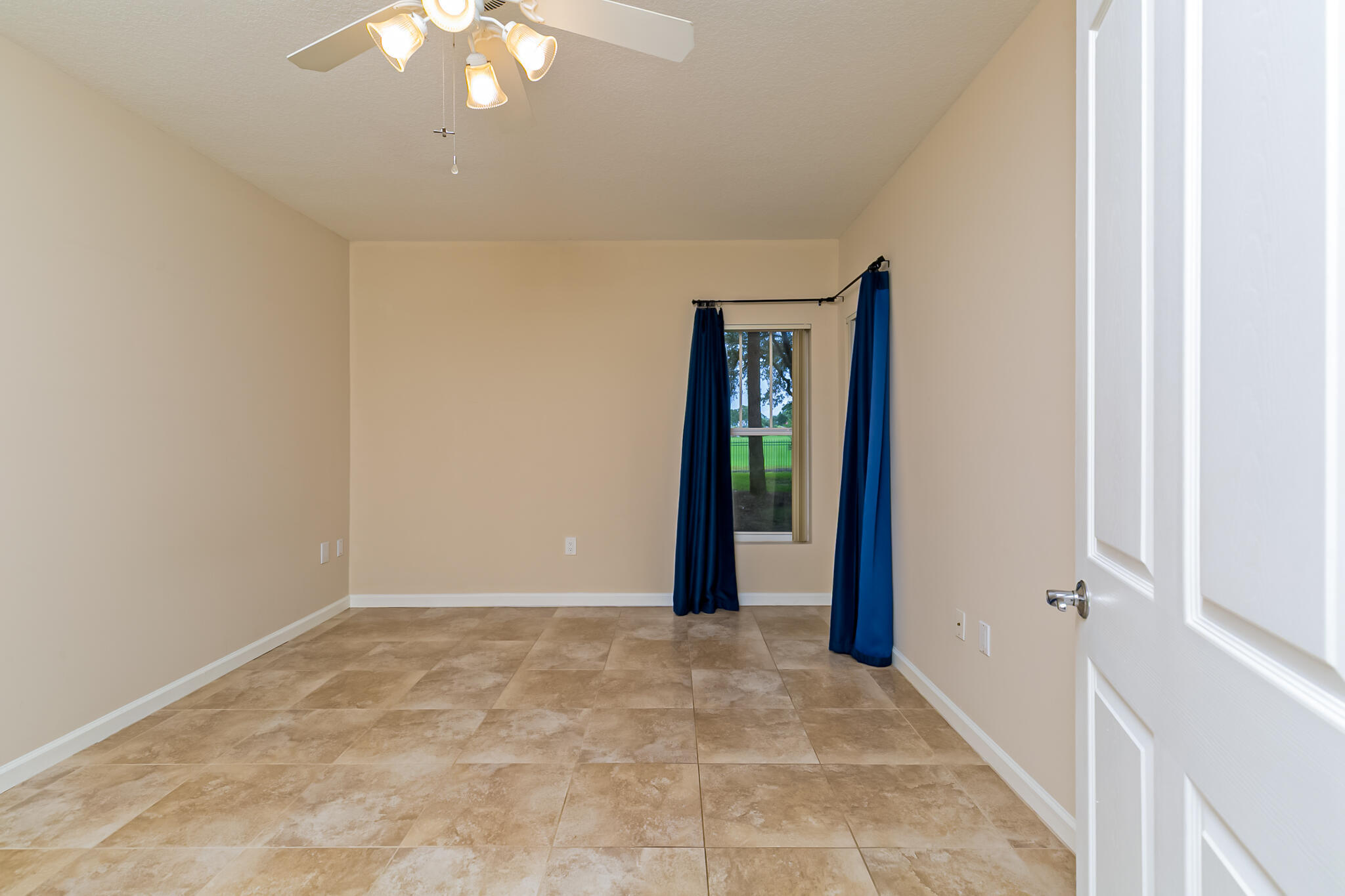 FAIRWAYS AT GRAND HARBOR - Residential