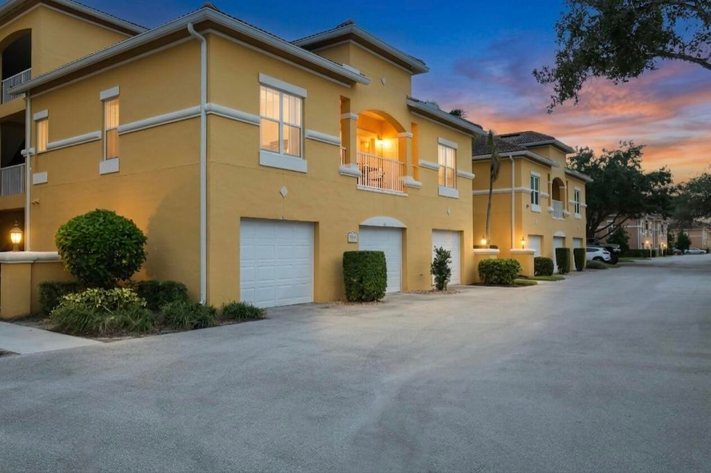 Photo of 5015 Fairways Circle #107, Vero Beach, FL 32967 (MLS # B26033446)