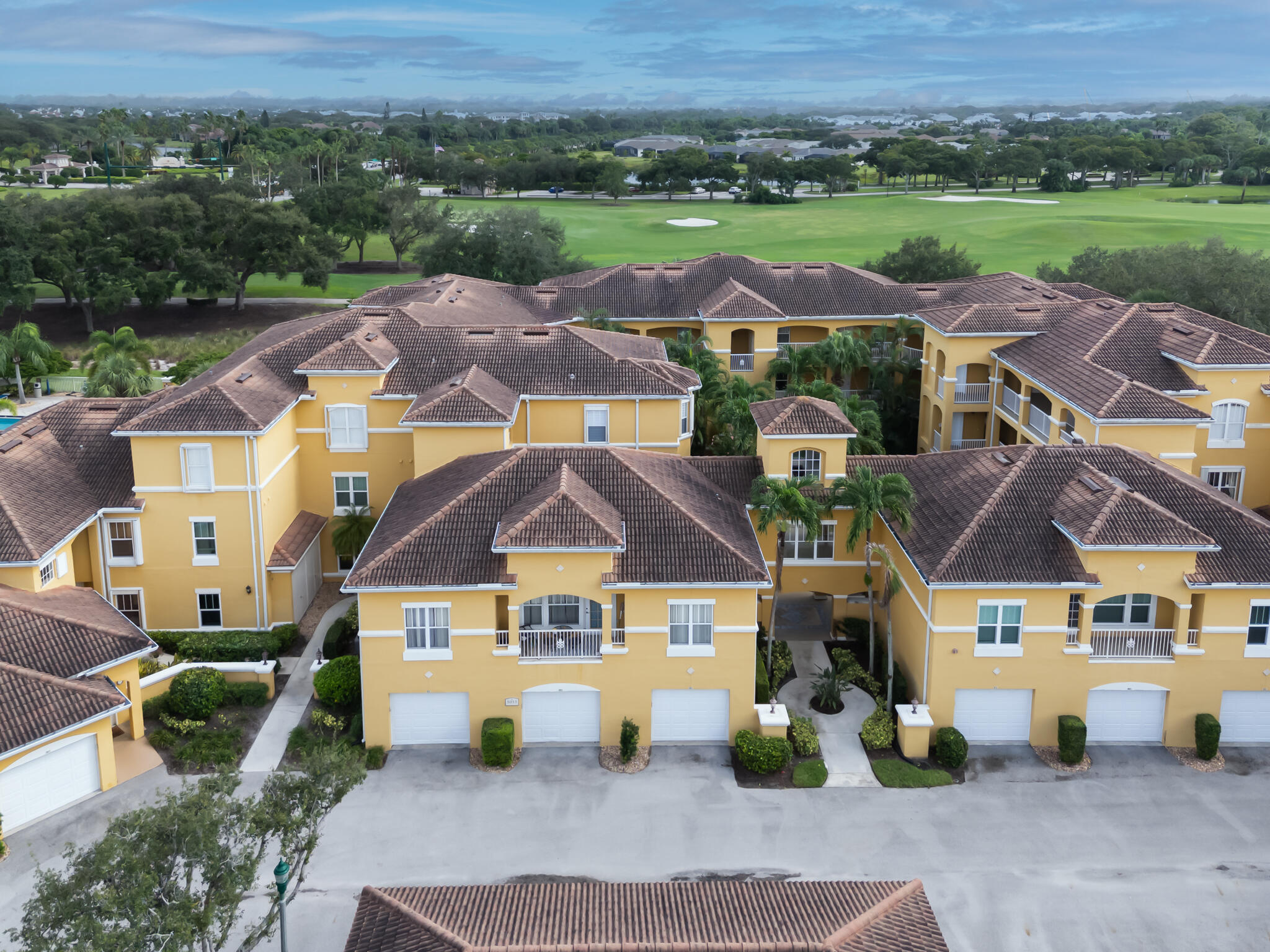 FAIRWAYS AT GRAND HARBOR - Residential