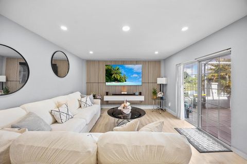 Palm Beach County Townhouses and Villas 78 12049 Basin Street N Wellington FL 33414