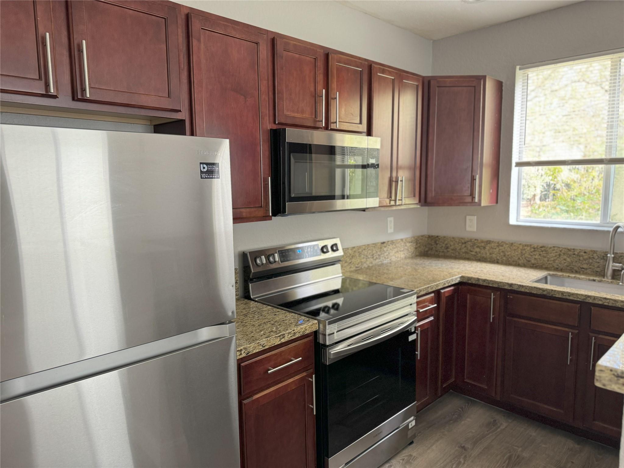 THOUSAND OAKS - Residential