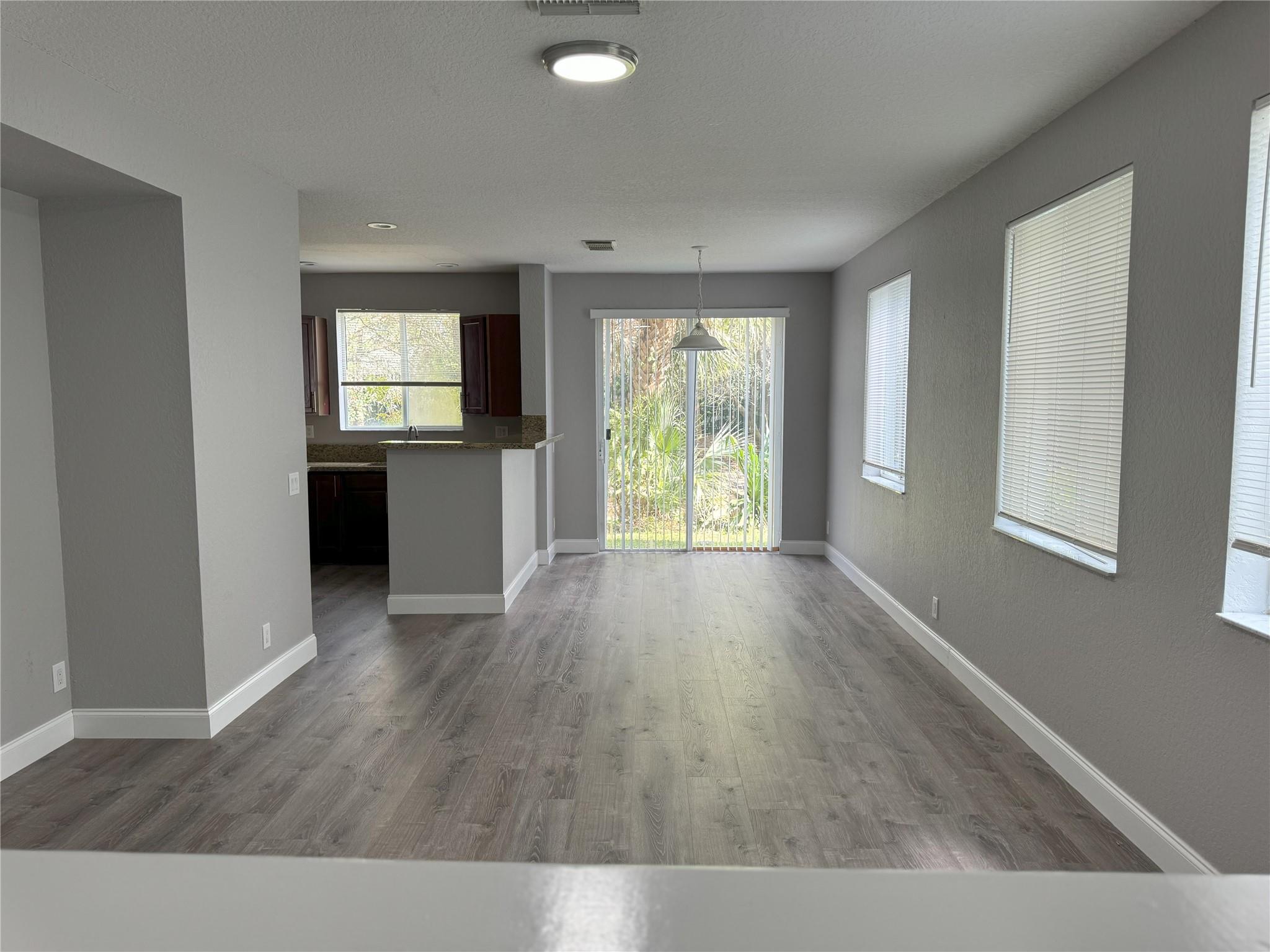 THOUSAND OAKS - Residential
