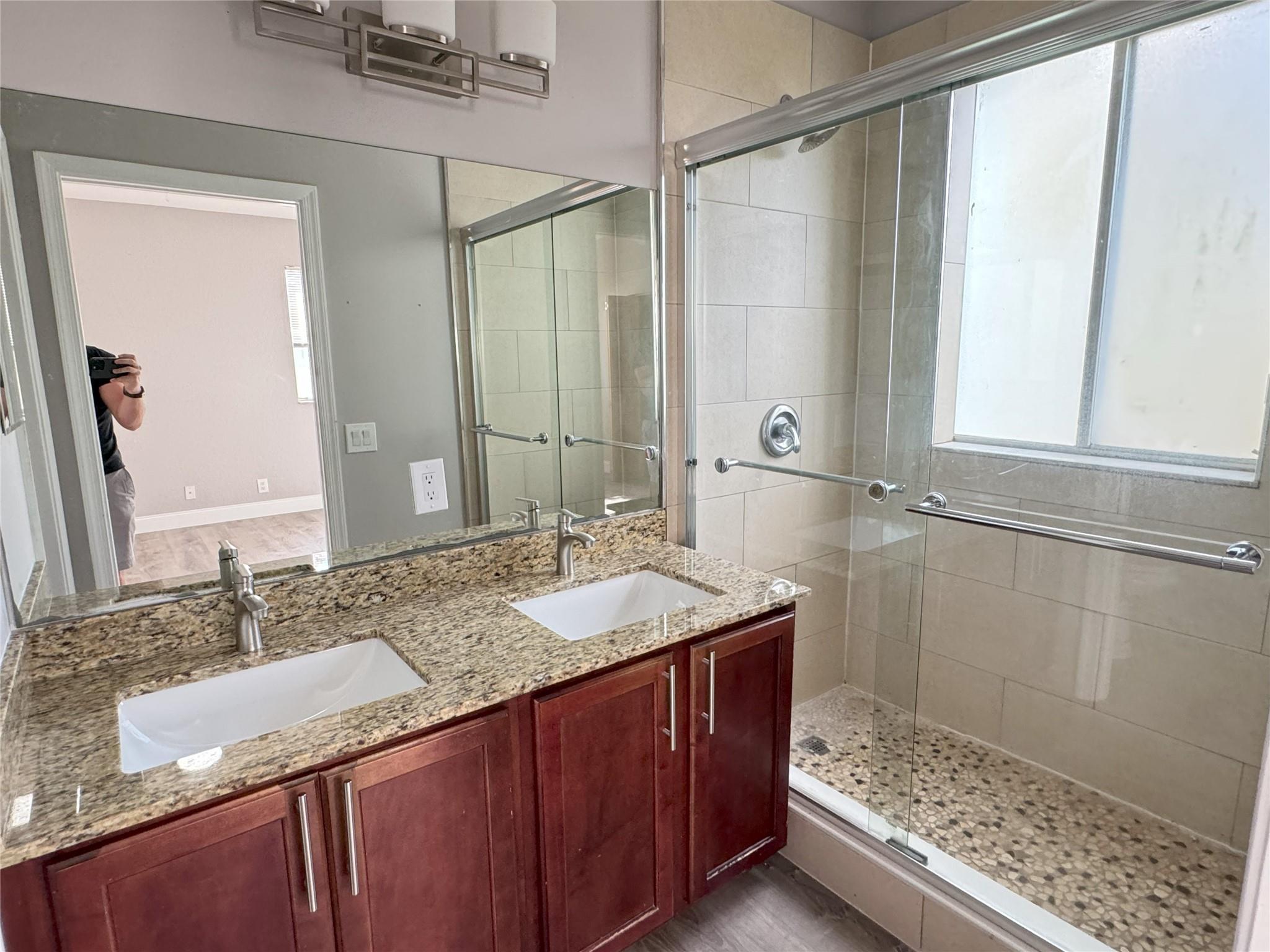 THOUSAND OAKS - Residential