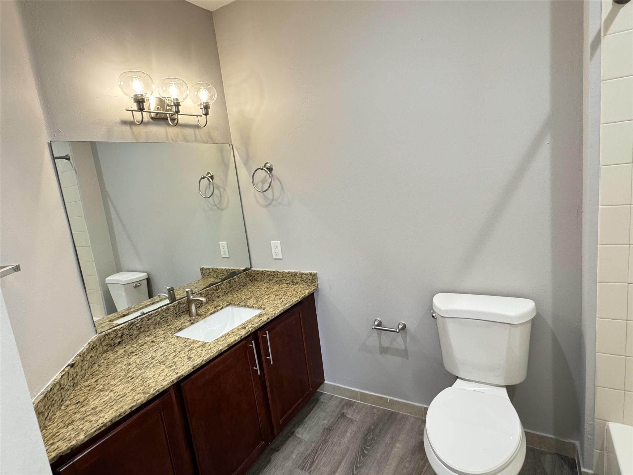 THOUSAND OAKS - Residential