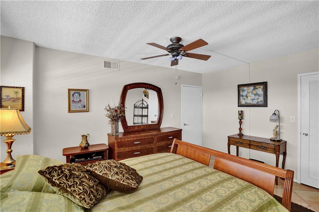 Sea Monarch - Residential