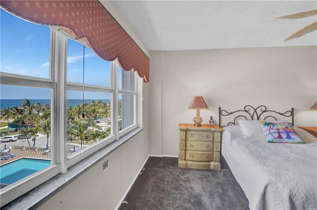 Sea Monarch - Residential