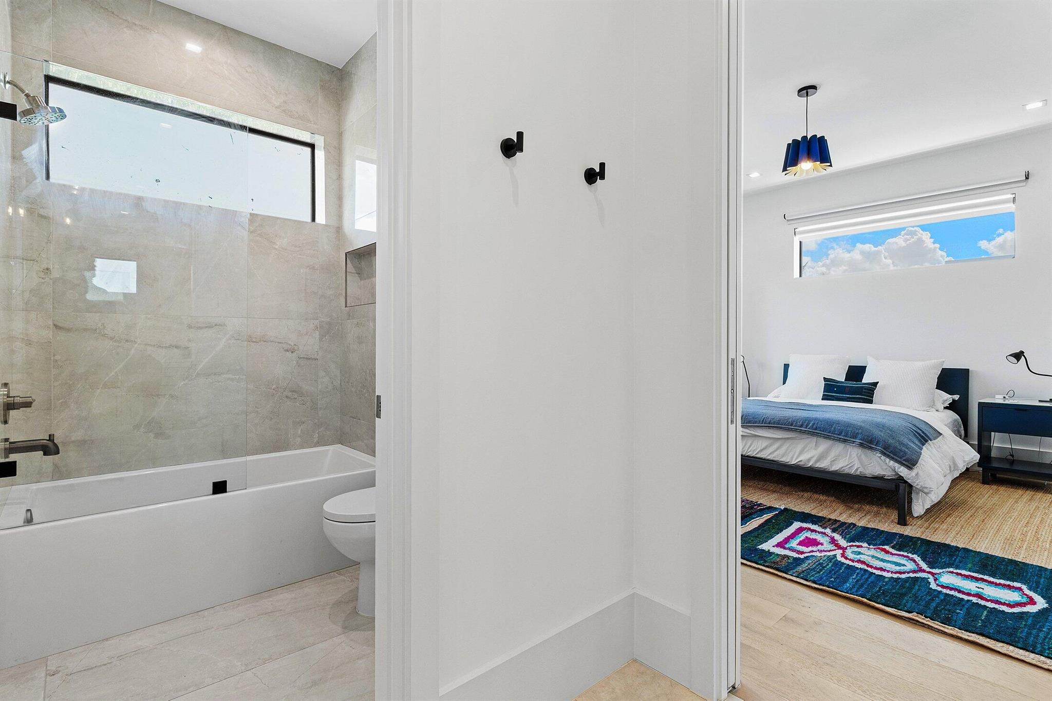 PINEAPPLE ROAD PLAT - Residential Lease