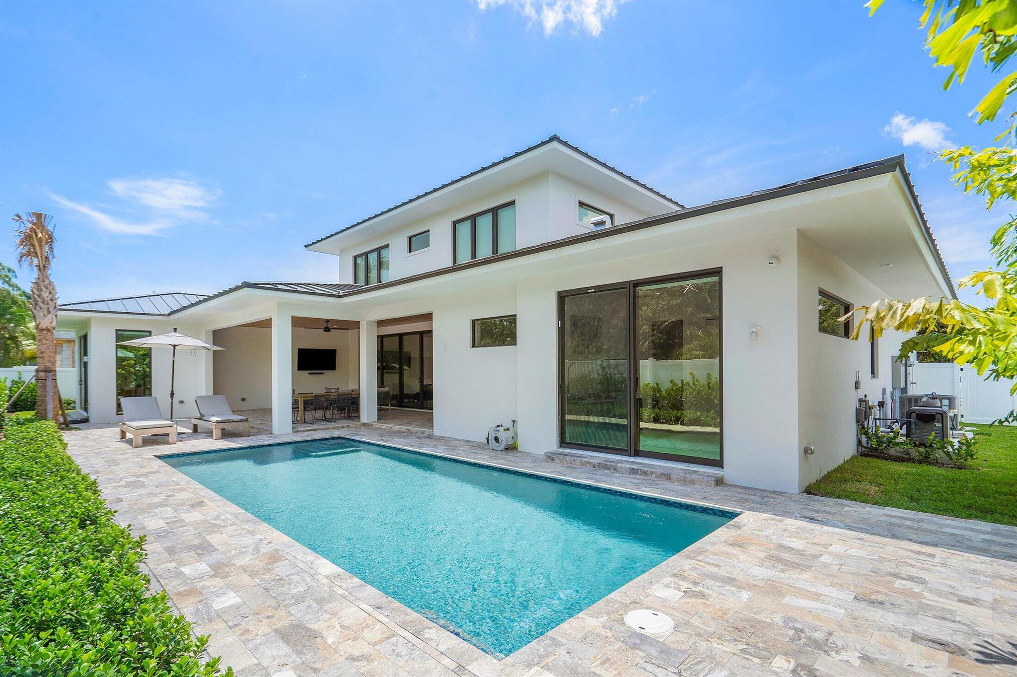 PINEAPPLE ROAD PLAT - Residential Lease