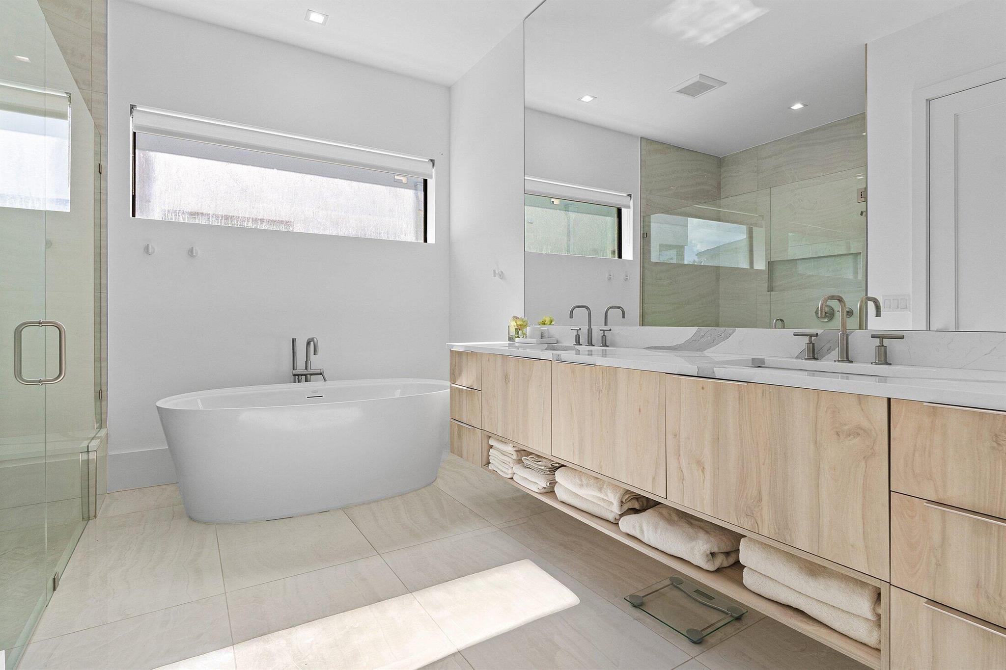 PINEAPPLE ROAD PLAT - Residential Lease