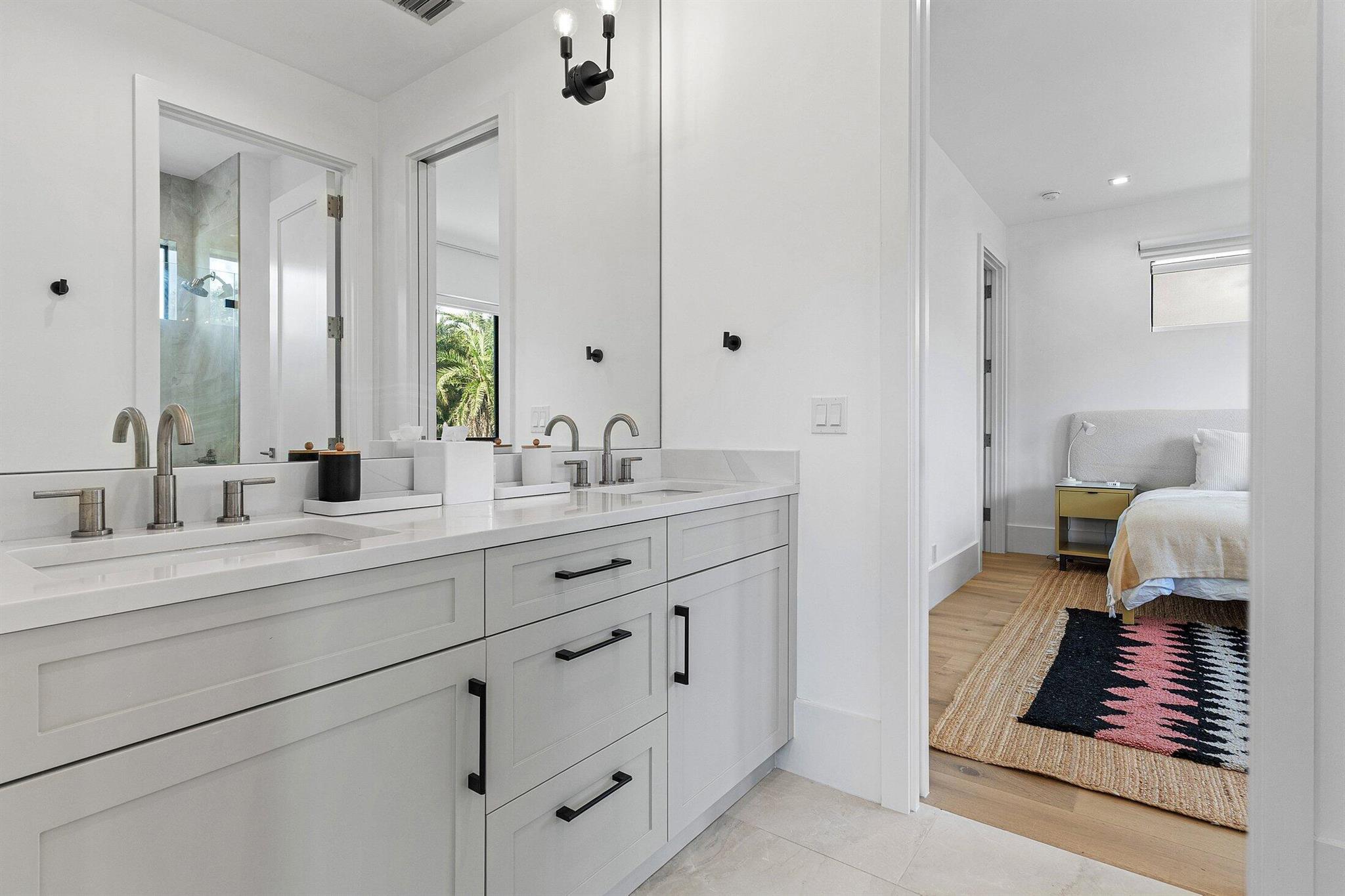 PINEAPPLE ROAD PLAT - Residential Lease