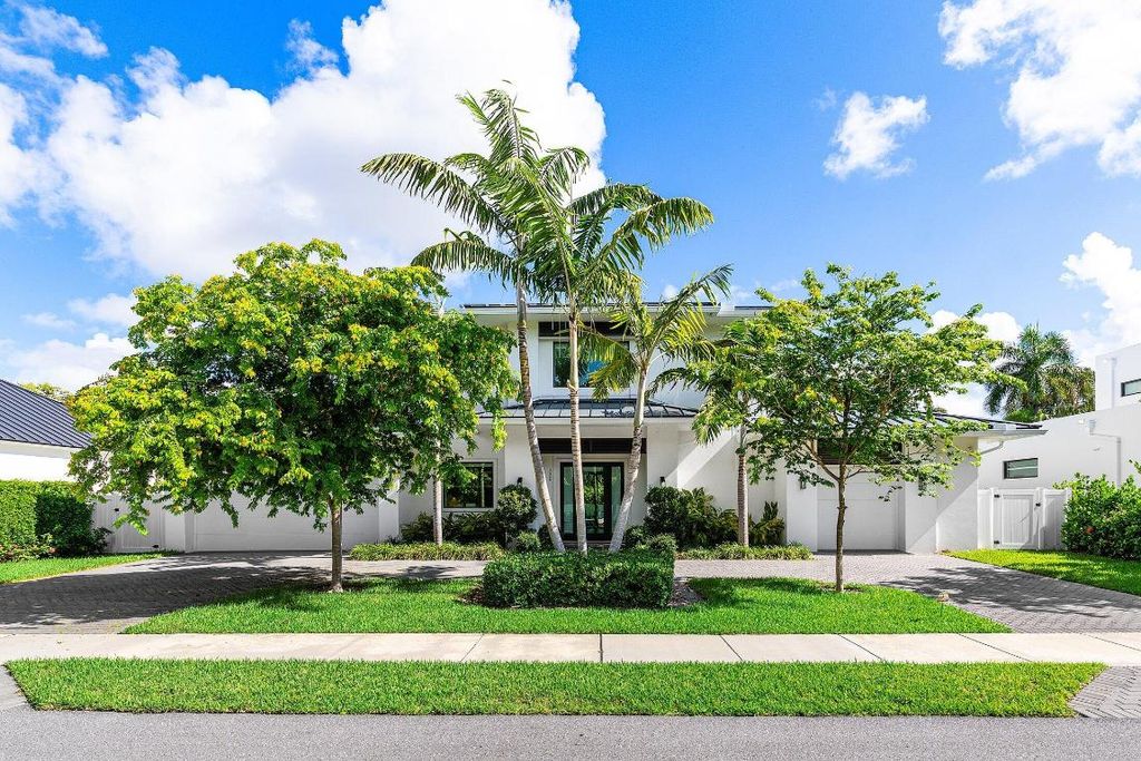 Photo of 130 Pineapple Road, Delray Beach, FL 33444 (MLS # R11116902)