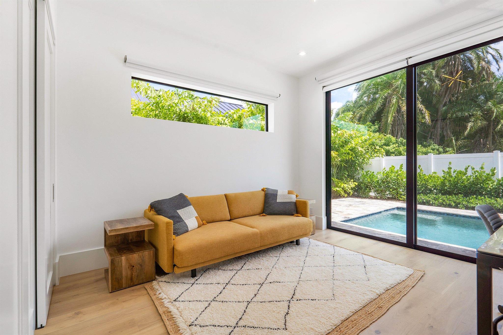 PINEAPPLE ROAD PLAT - Residential Lease