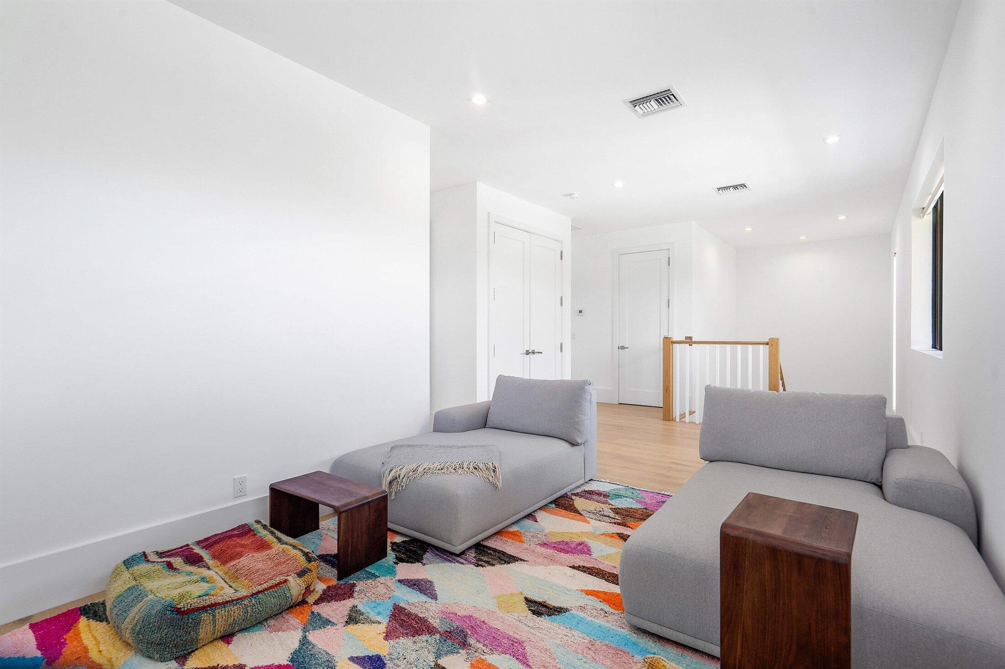 PINEAPPLE ROAD PLAT - Residential Lease