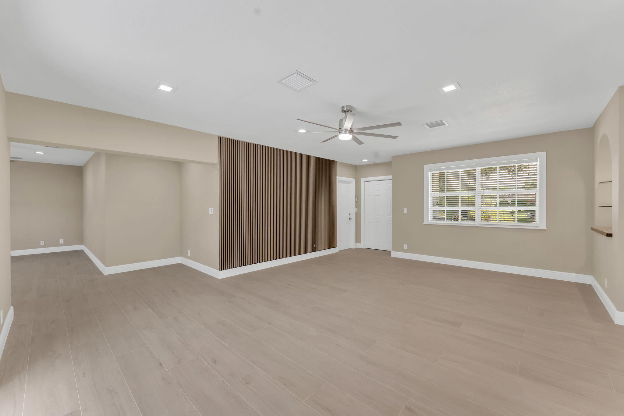 HILLSBORO ISLES - Residential